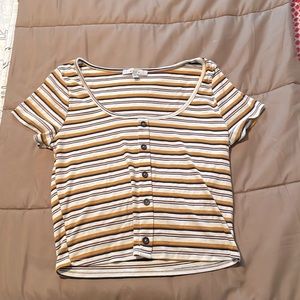 Striped low cut bottom shirt